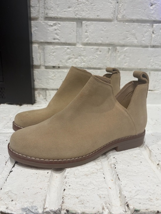 Hush Puppies Shoes - Hush Puppies Tan Suede Slip-On Chelsea Boots